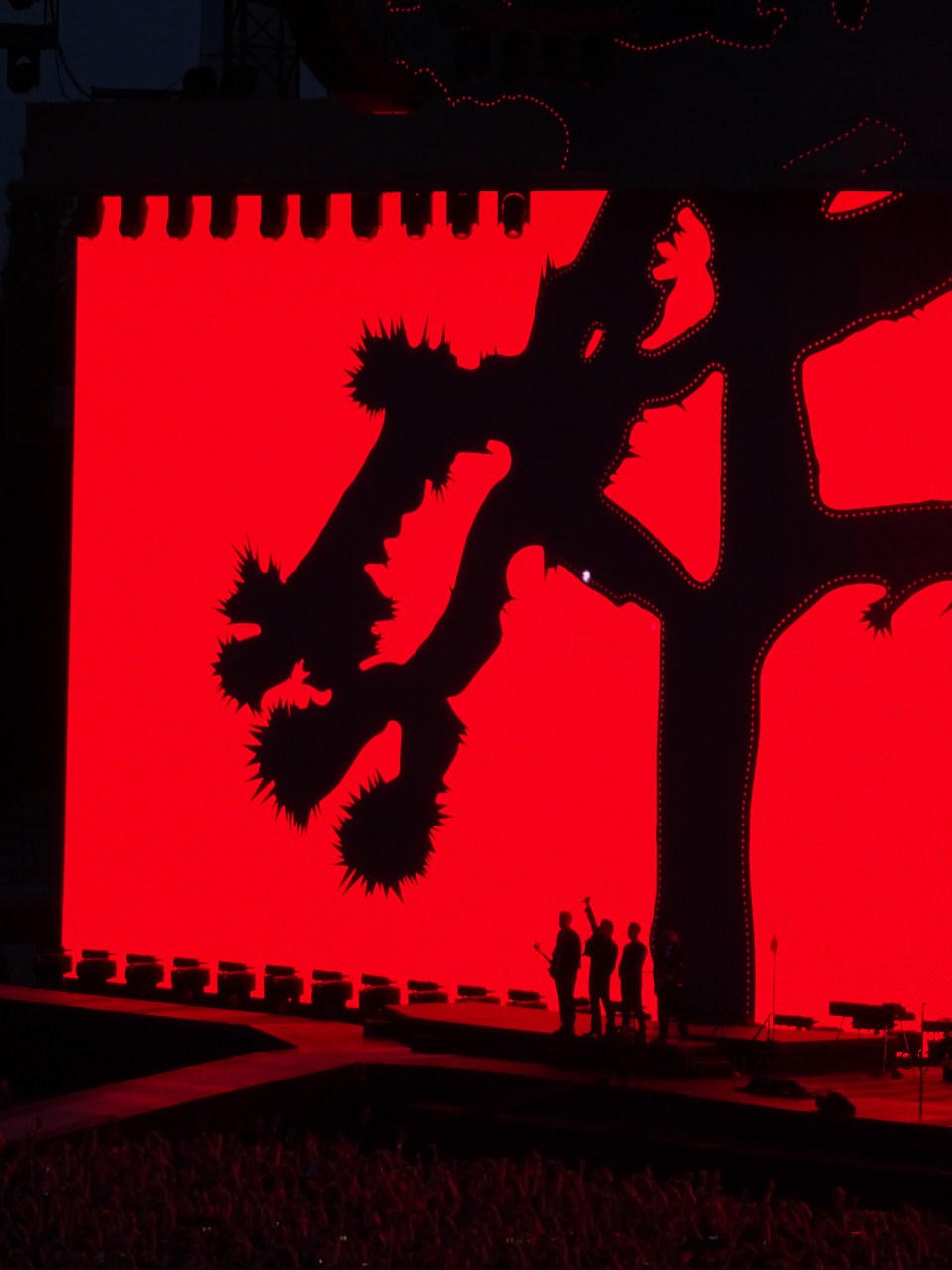 Streets Silhouette U2 Brussels Aug 1 2017