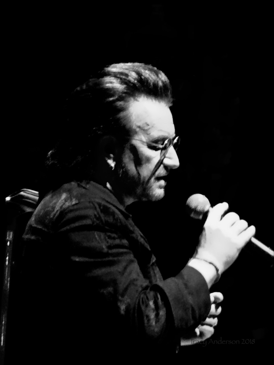 Bono B&W Close Up U2 eXPERIENCE & iNNOCENCE Tour MSG June 25 2018