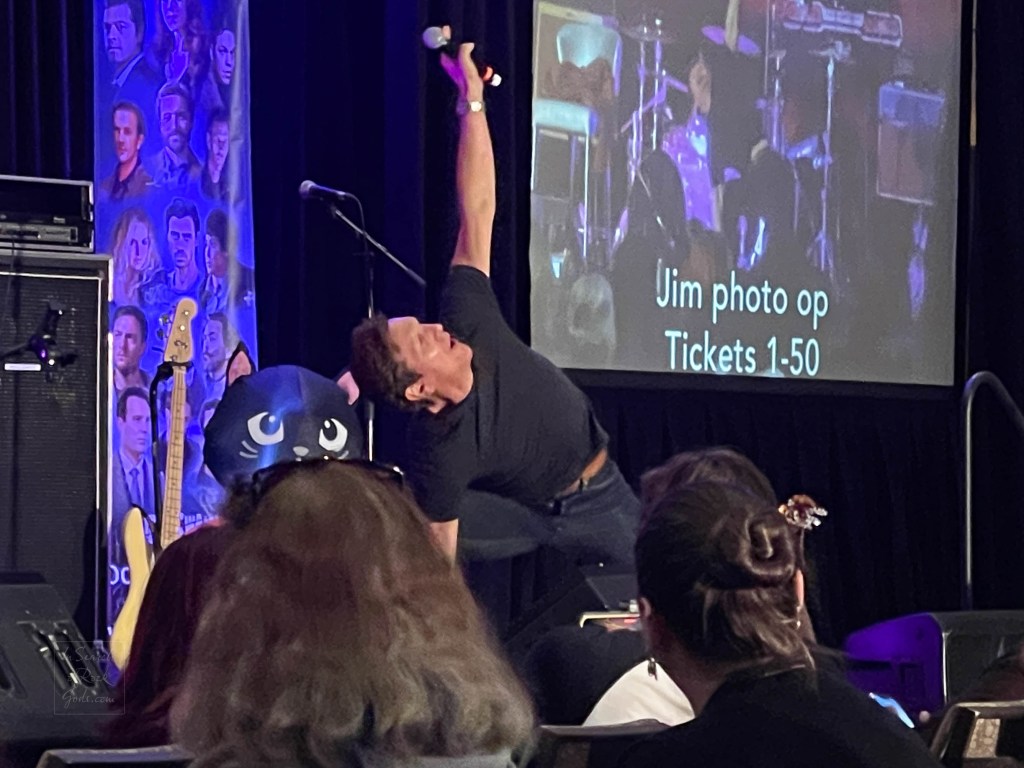 Sebastian Roché Yoga Supernatural Convention Vancouver Oct 2022 Sebastian Roché Yoga Supernatural Convention Vancouver Oct 2022