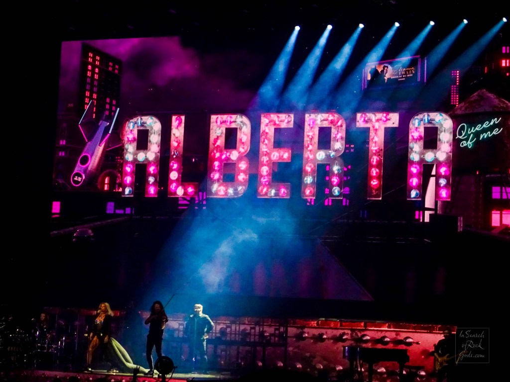 Shania Twain Alberta Stage The Queen of Me Tour Roger's Place Edmonton May 6, 2023