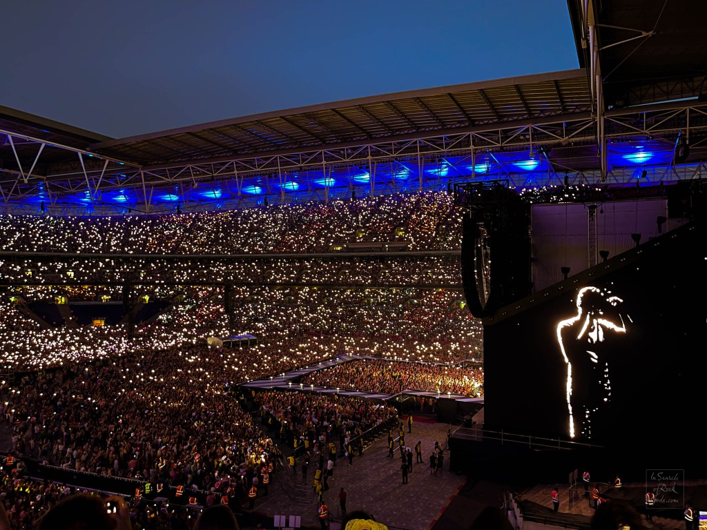 Harry Styles Love on Tour Wembley 1 June 13, 2023 Backlit and Sea of Lights