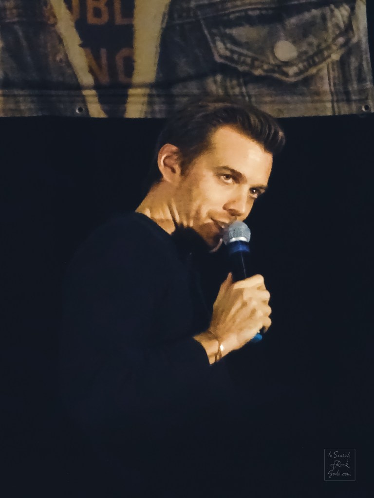 Jake Abel Supernatural Convention Chicago Nov 2024