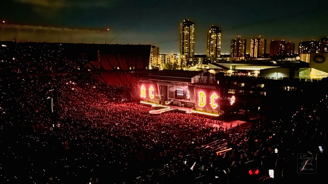 AC/DC: All Powered Up